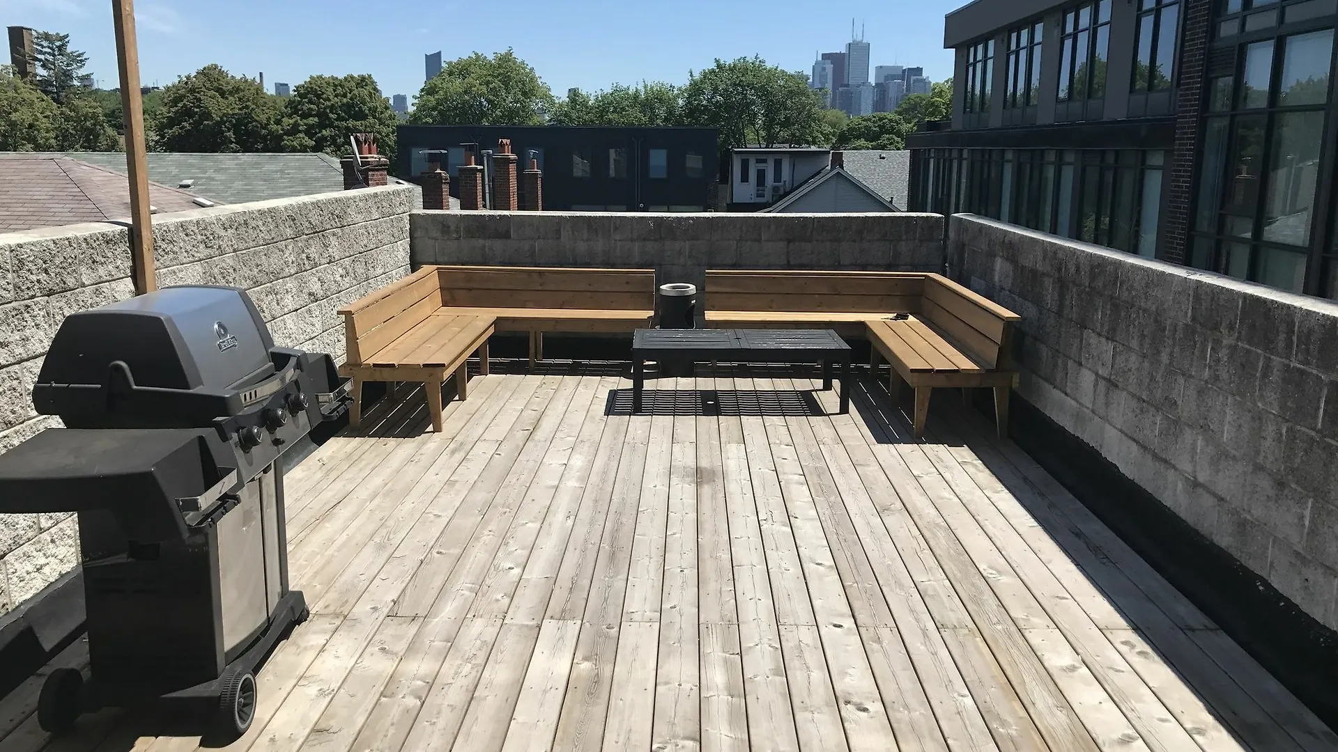 Applewood Suites - 2 Story Ossington Loft Toronto