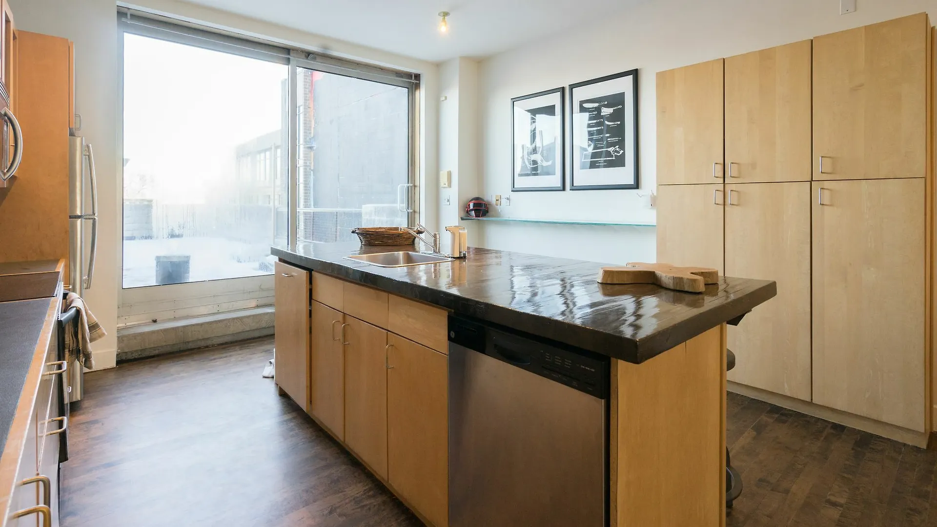 Apartment Applewood Suites - 2 Story Ossington Loft